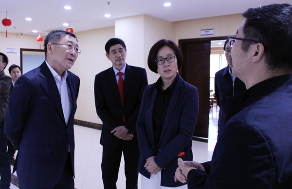 江西省委常委、贛州市委書記吳忠瓊蒞臨我司調(diào)研指導工作